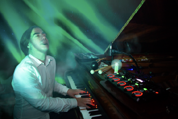 JJ Machuca en Noches del Botánico Zona Momentos Alhambra